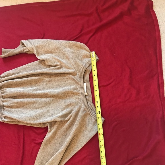 D. Exterior Gold Linen Blend Metallic Gathered Sweater - Picture 4 of 11